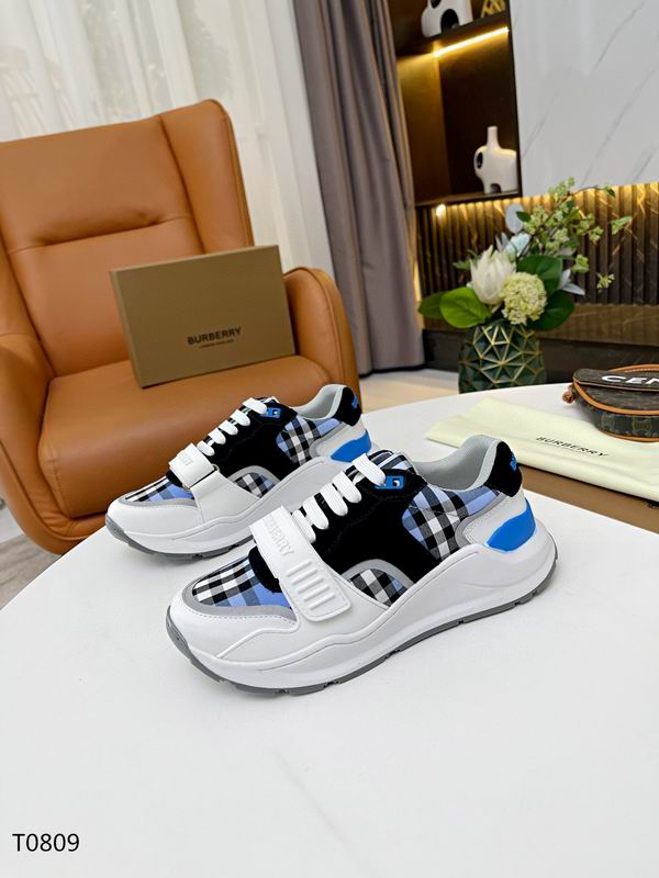men Burberry shoes-244
